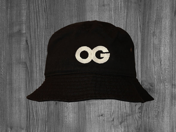 OG BUCKET HAT.  BLACK / WHITE